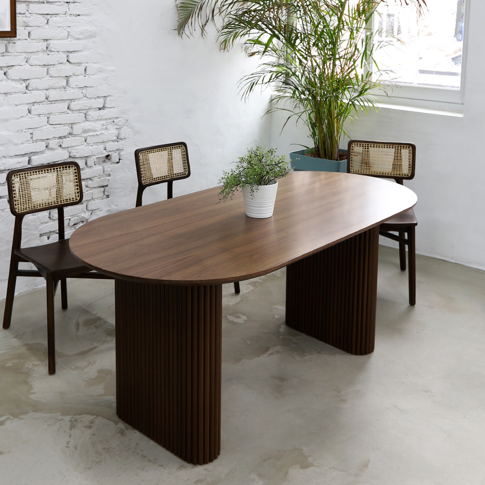 Kant Dining Table CL437끌레오 CLEO